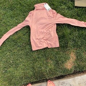 Crop top turtle neck brand new size small pink